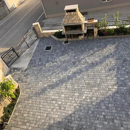 Veliko Brdo Makarska