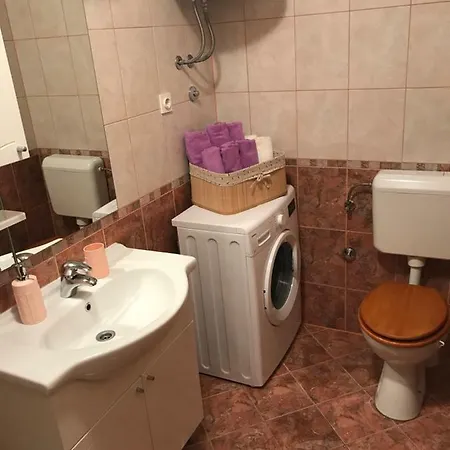 Veliko Brdo Apartman *