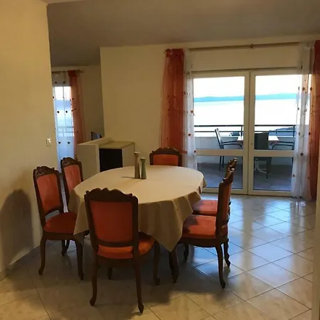 Veliko Brdo Apartment